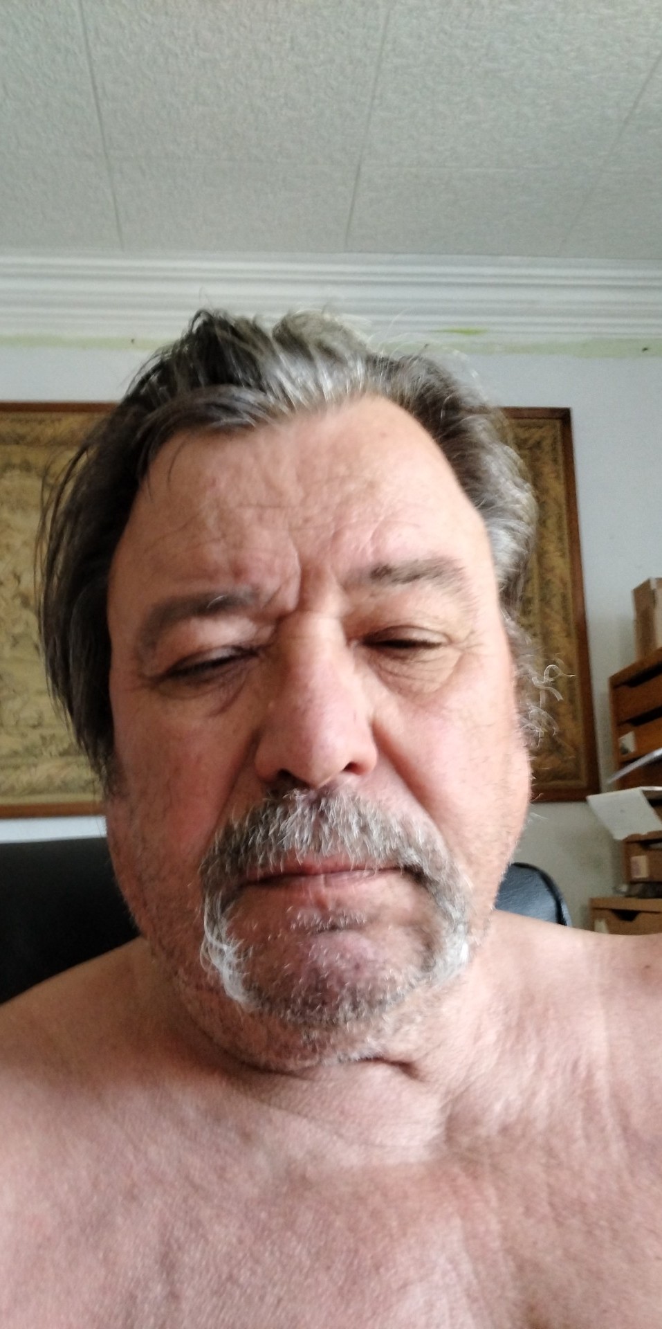 Profil de Omur